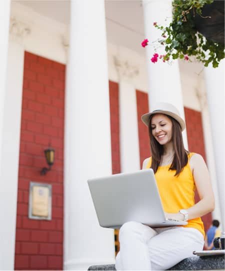 woman applying for a Cuban eVisa outdoors